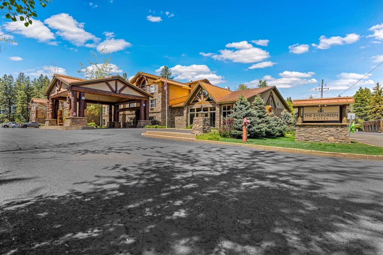 The Evergreen Hotel McCall Exterior photo